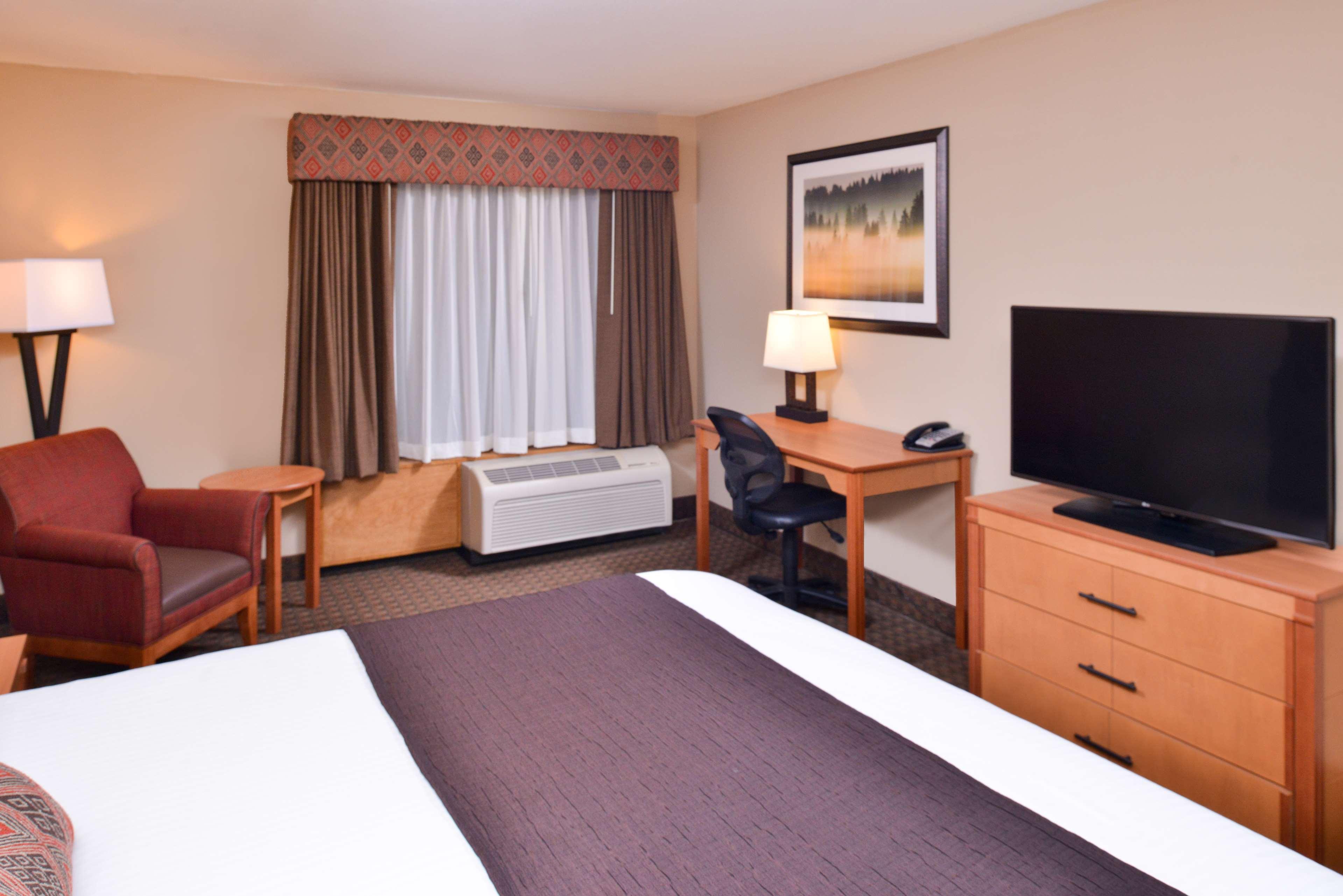 Best Western Plus Olympic Inn Klamath Falls Bagian luar foto